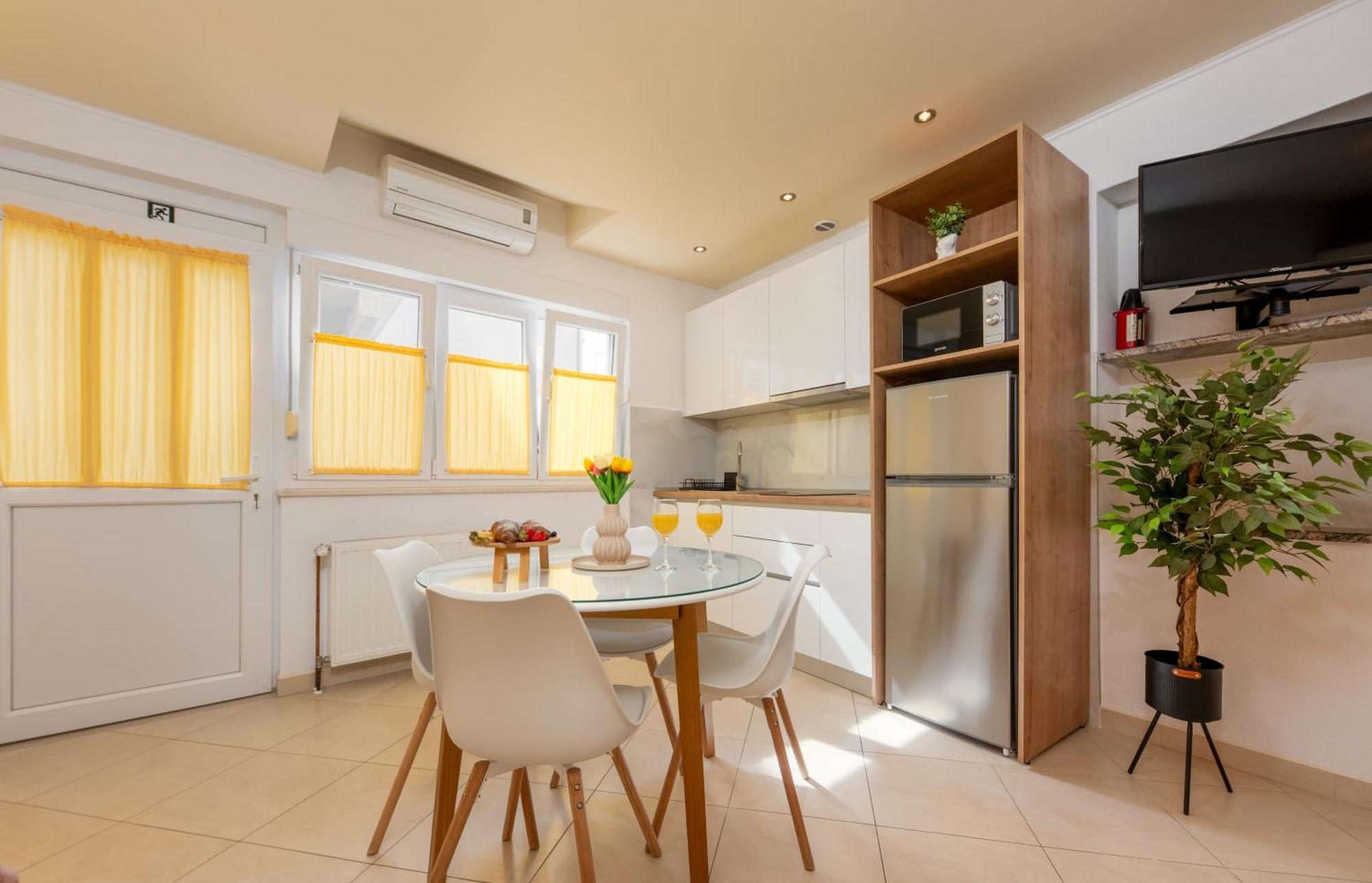 Apartmani Rita Baška Voda المظهر الخارجي الصورة