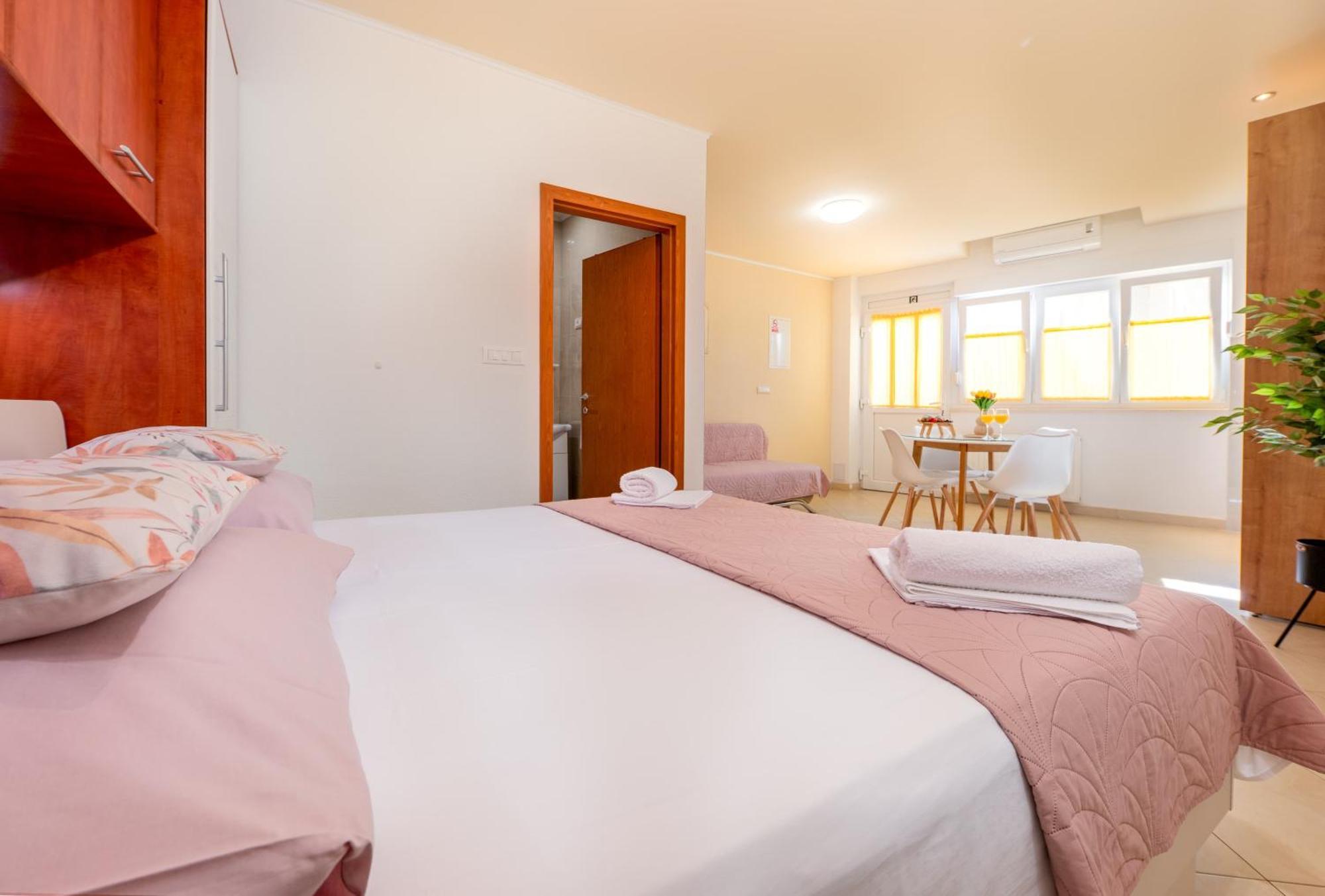 Apartmani Rita Baška Voda المظهر الخارجي الصورة